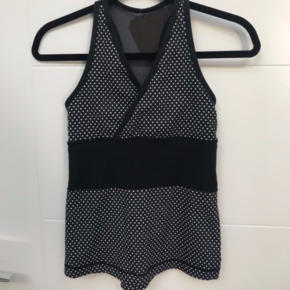 LULULEMON, Polka Dot Workout V-Neck Top with Built-in bra
